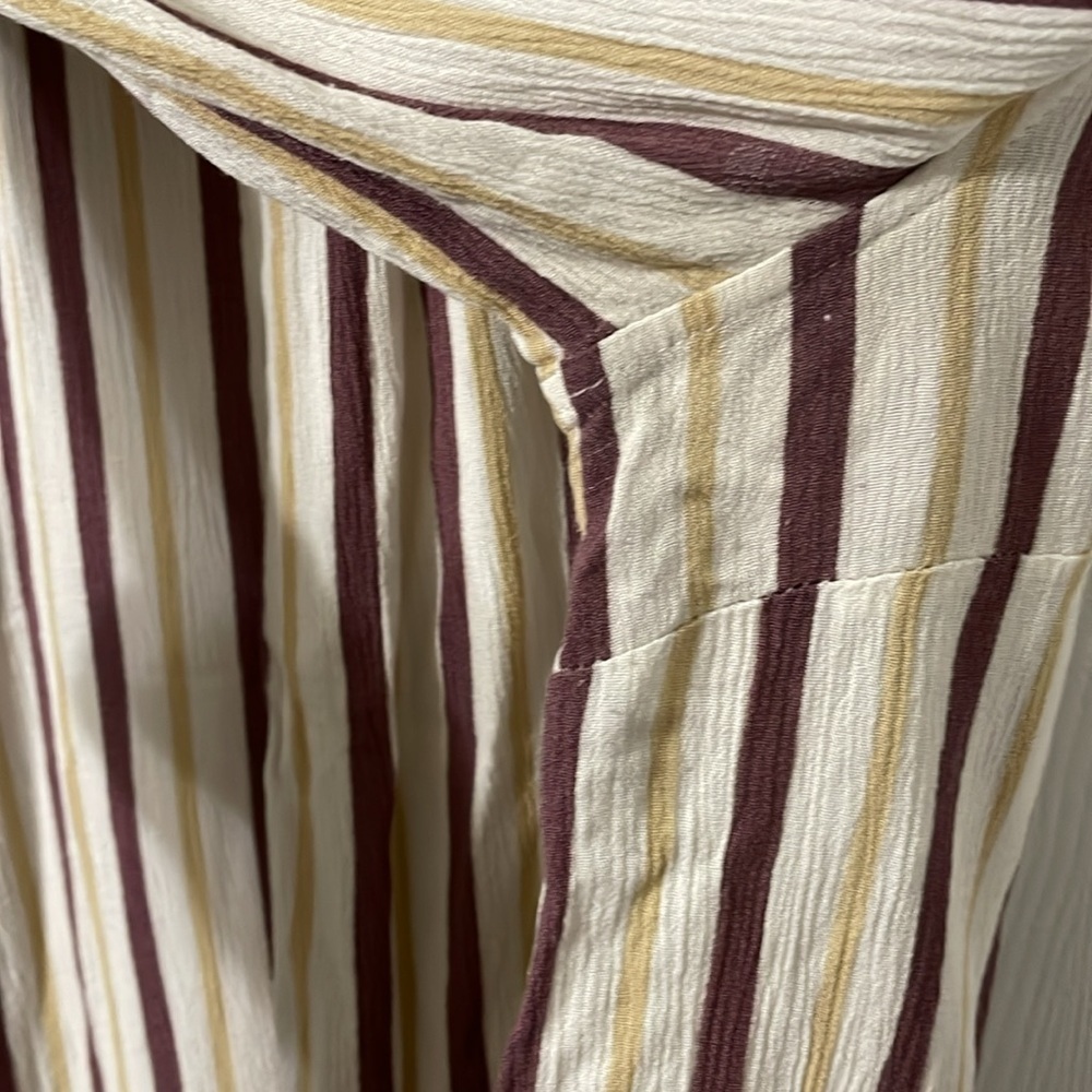 💰Market & Spruce Lightweight Maroon/White/Gold Striped Button Down Shirt Large - Picture 9 of 9